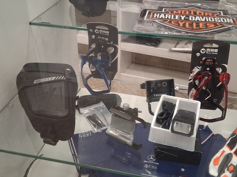 Acessórios vários para bicicleta