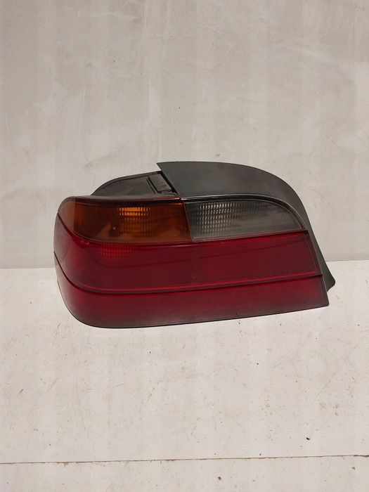 Bmw 7 e 38 lewa tylna lampa lewy tył