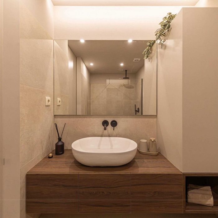 T0 novo em condomínio com piscina