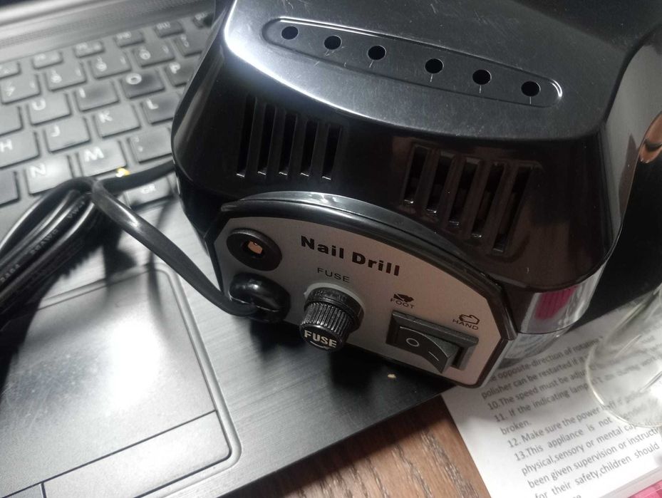 Torno de Unhas Elétrico Profissional 202 (Novo / Nunca Usado)