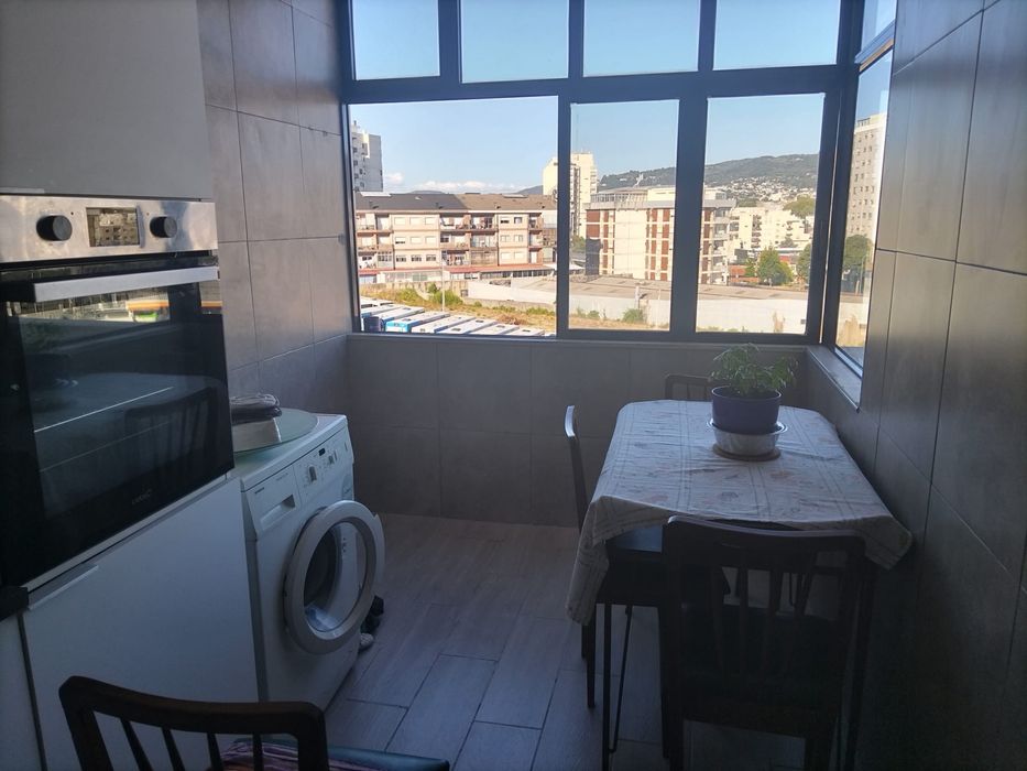 Alugo T1 remodelado em maximinos