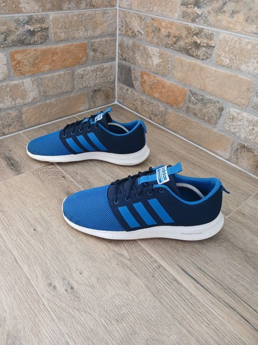 Кросівки Adidas р 45 на 44 (29,5 см) ц 800 гр , орігінал,  б/в