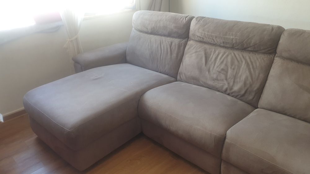 Sofá 2 lugares com chaise long Elevatória