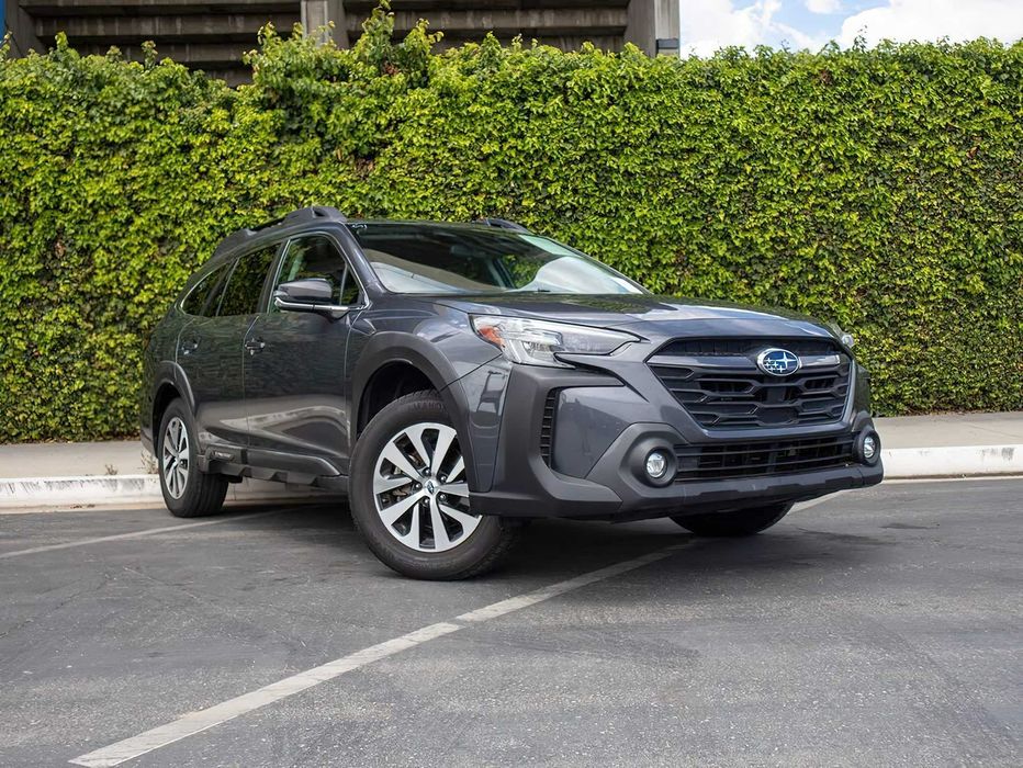 Subaru Outback      2023