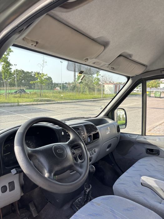 Ford Transit 2.5 turbo 9 lugares