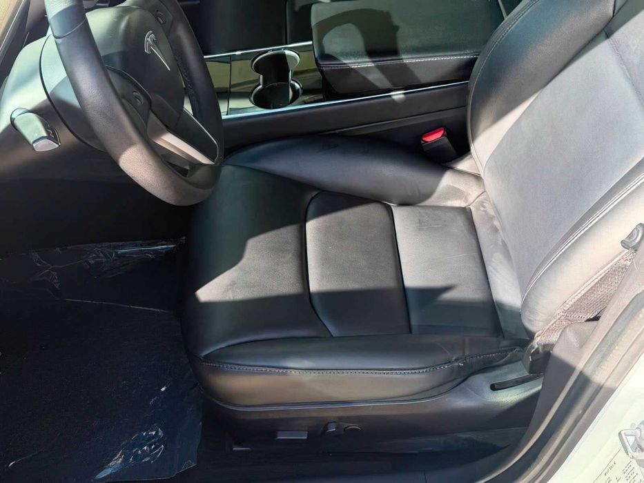 Tesla Model 3 Performance      2020