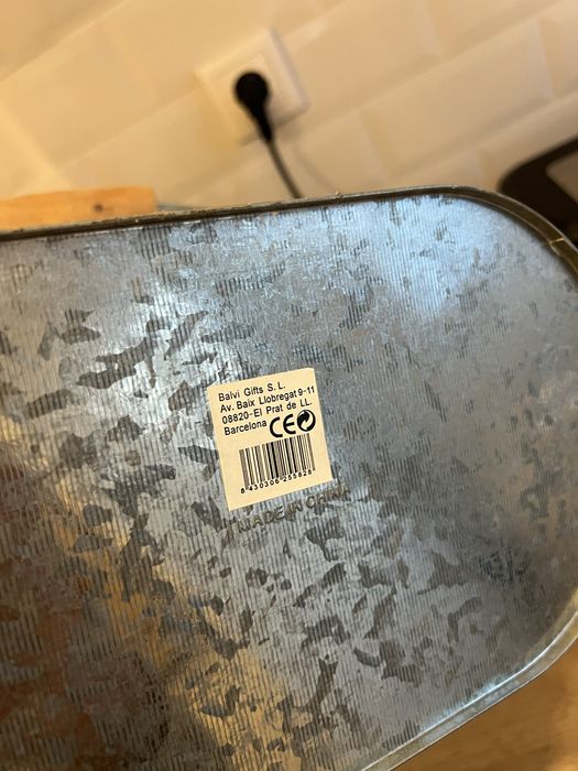 Balde em metal para cervejas