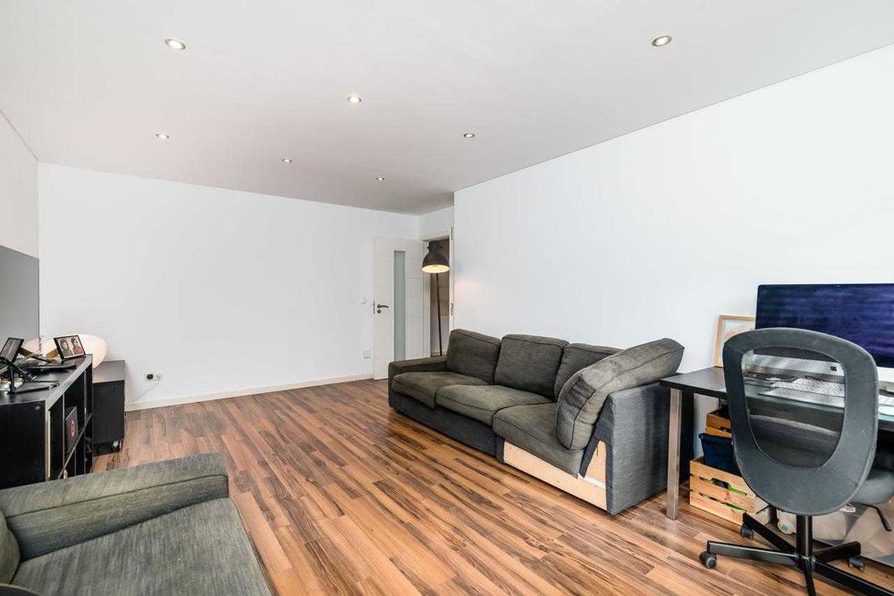 Sofá em formato L 6 pessoas