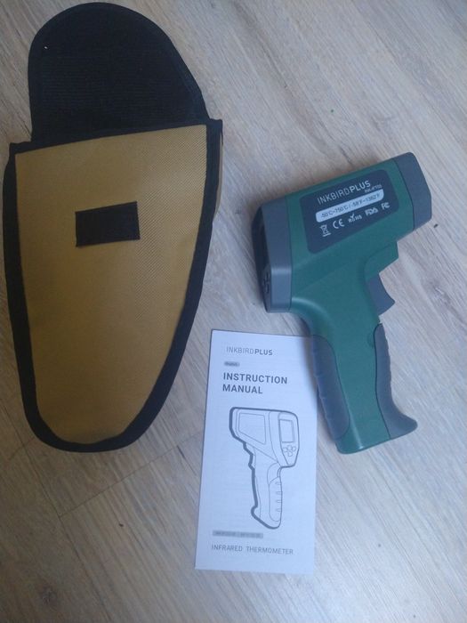 Termometr bezdotykowy pirometr