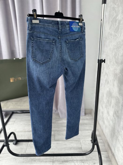 Джинсы Jacob Cohen