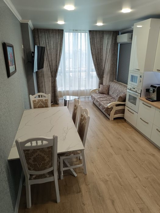 Продаю 1-к квартиру від власника в ЖК Лебединому, Ревуцького 40Г