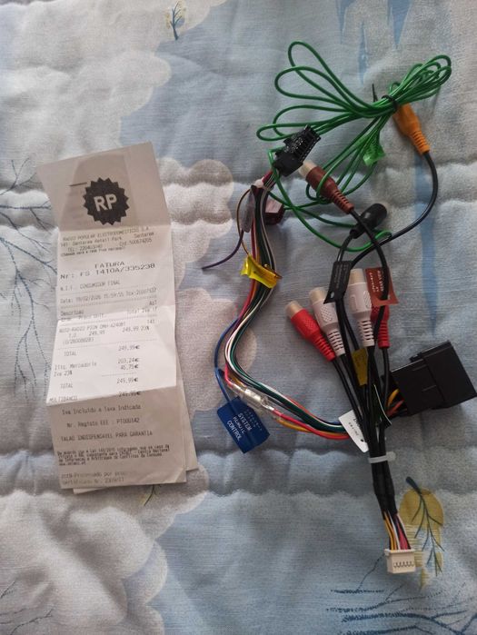 Auto-Rádio Pioneer DMH-A240BT!