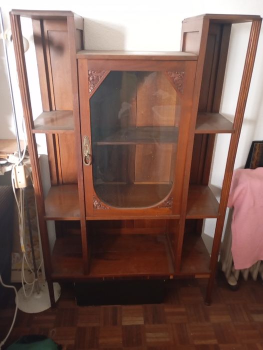 Móveis antigos de sala