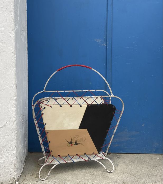 Porta revistas vintage modernista