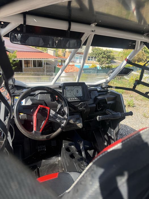 Polaris rzr xp 1000