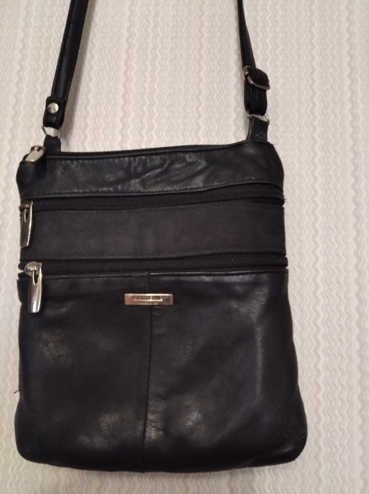 Женские кожаннные сумки-барсетки