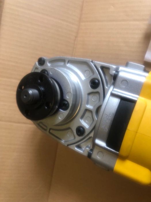 Кутова шліфувальна машина (болгарка) DeWalt D28491 2000Вт, d=180 мм,
