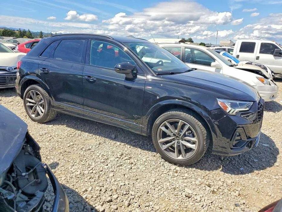Audi Q3 Premium S Line 45 2025
