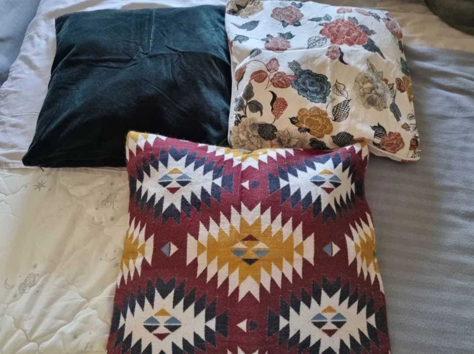 Mala almofadas novas