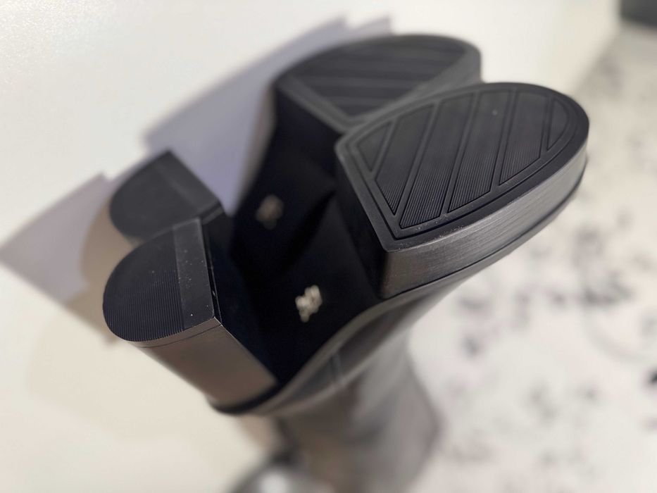 Чоботи жіночі високі Tommy Hilfiger 38р