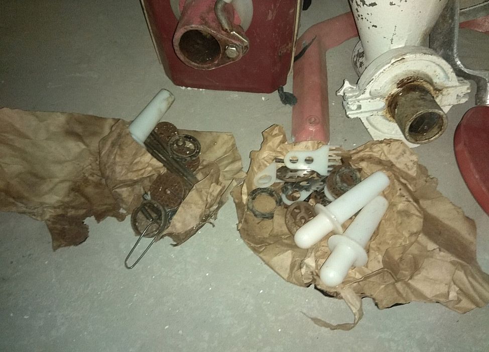 Электромясорубка, миксер,тестомес, измельчитель