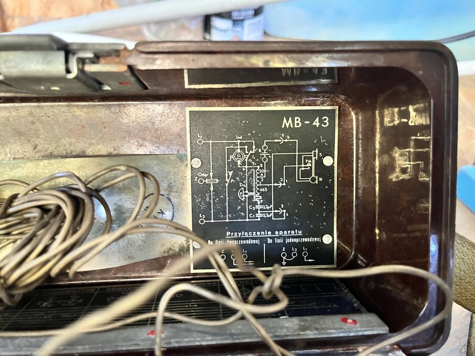 Telefon polowy MB43