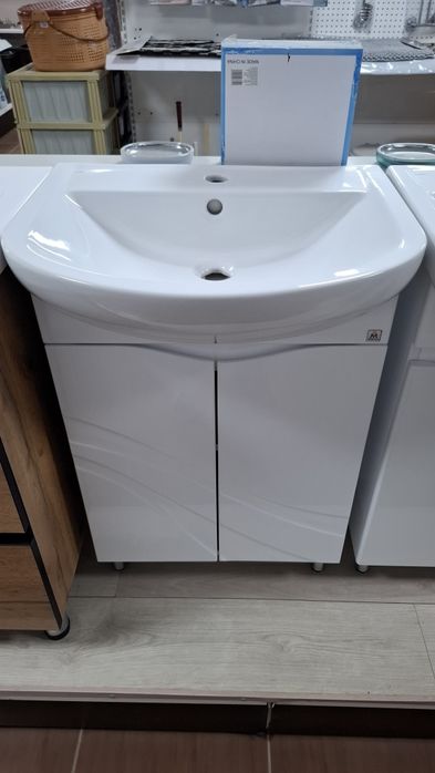 Тумби з умивальником