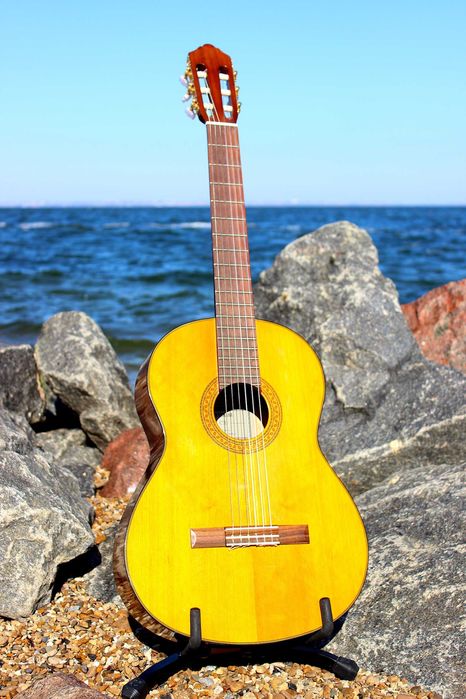 Гитара Yamaha C70 Классическая Чехол утепленный Каподастр