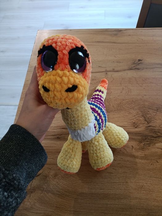 Diplodok z włóczki