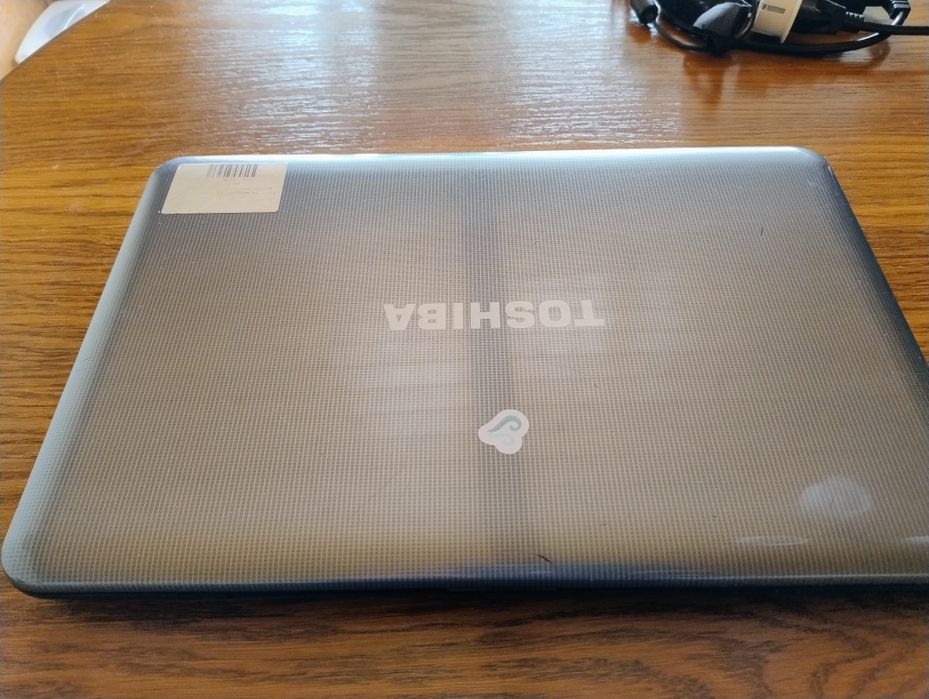 Laptop Toshiba Satellite C855 - M10 - uszkodzony