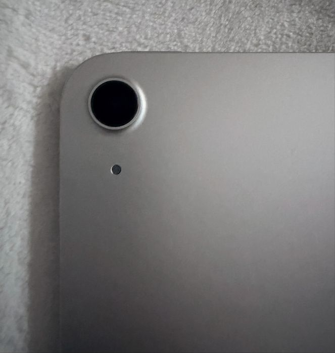 iPad Air M2 256 GB Wi-Fi – STAN IDEALNY