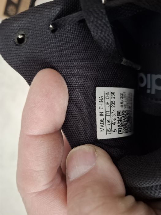 Czafne Adidasy r37,5 długość wkładki 23,5cm