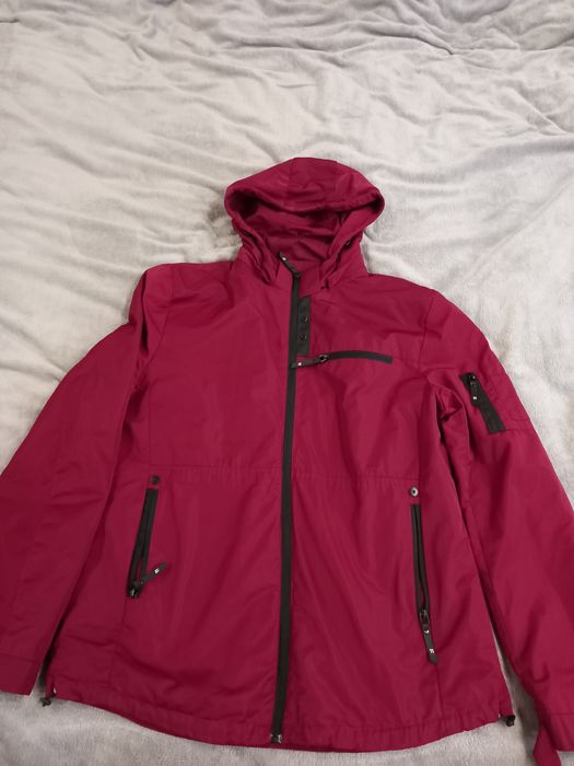 Чоловіча вітровка