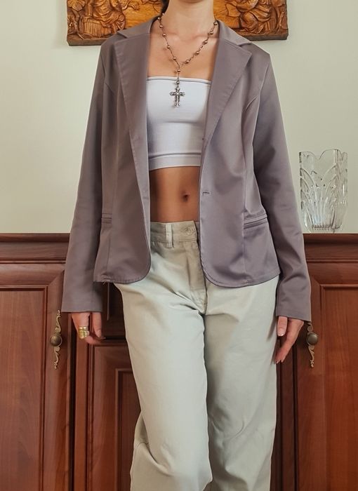 Szara połyskująca marynarka