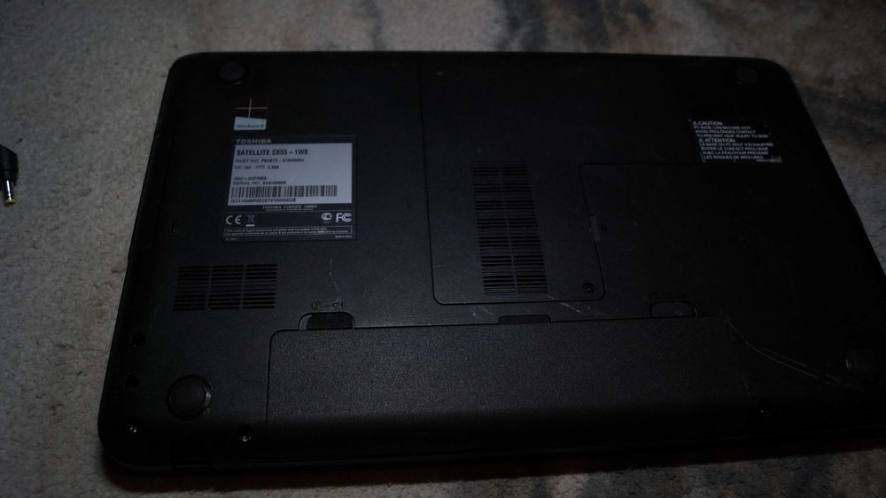 Laptop Toshiba Satellite C855-1W8 i5