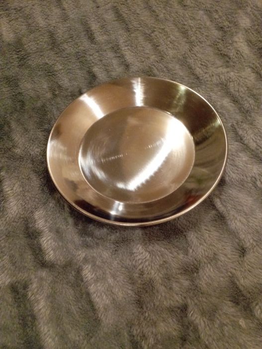 Тарілки з нержавіючого сплаву
