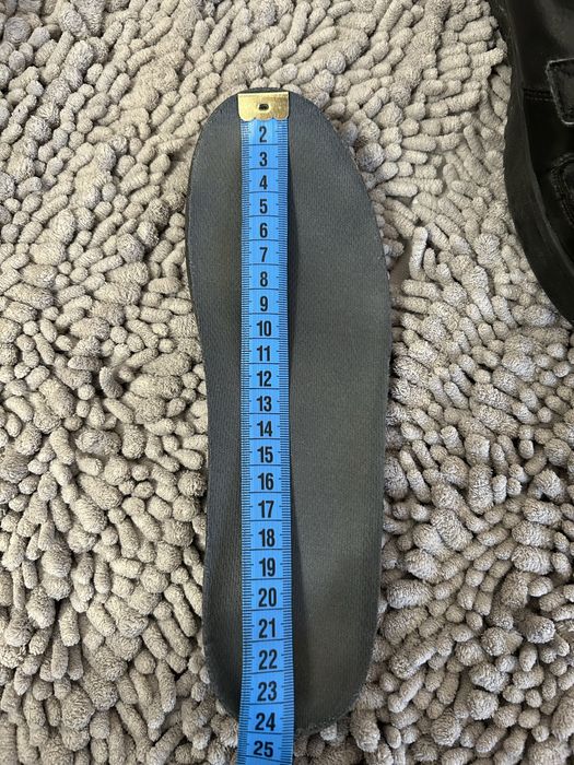 Кожані кросовки фірми Demix