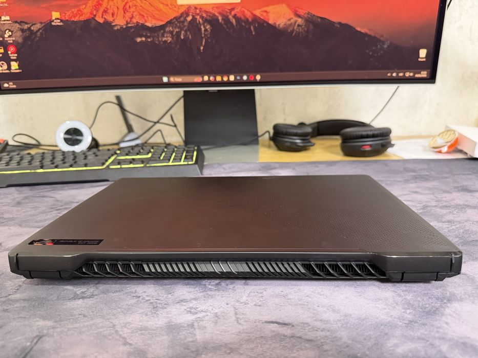 ASUS ROG Zephyrus M16 GU603ZW — i9 / RTX 3070 Ti / ddr5 16GB / 1TB SSD
