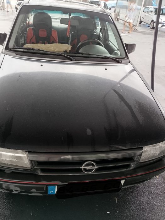 Opel Astra — fotografia 2