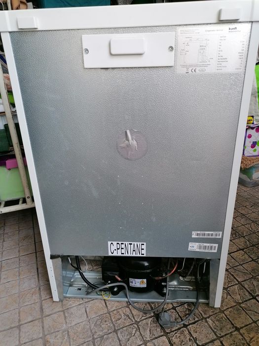 Arca congeladora  com avaria compressor