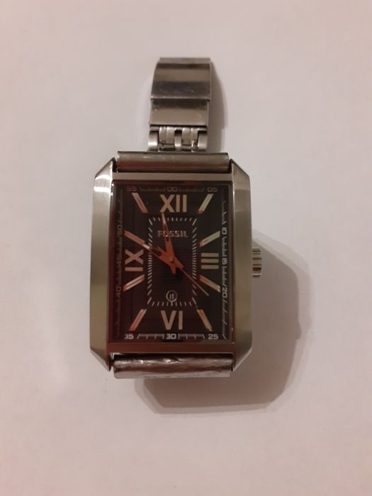 Брендовые , кварцевые часы FOSSIL
