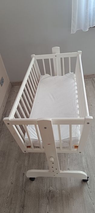 Kołyska na kołkach