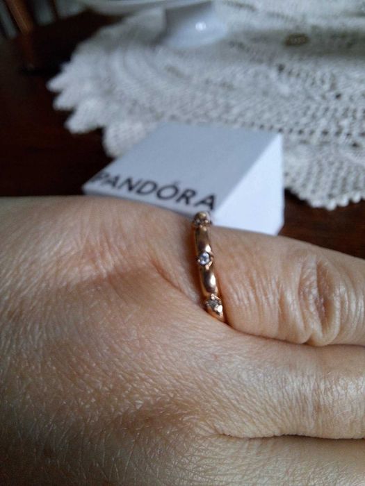Pierścionek Pandora, różówe złoto, rozmoar 10 (50)