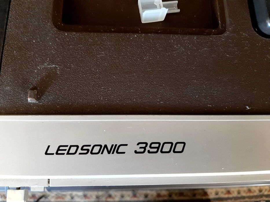 AM FM  Stereo Music Center, National Panasonic SG3900C, 3 em 1 Radio, Gira Discos e Toca Fitas. E a caixa de cartão embalagem original. Raridade.