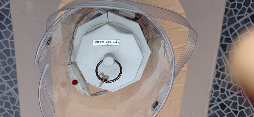 Aparelho para eliminar insectos