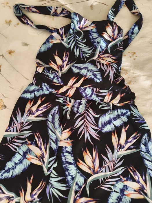 Macacão com flores H&M