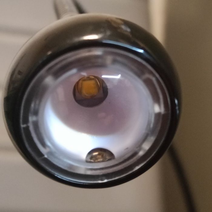 Ikea.Гнучка настільна лампа.