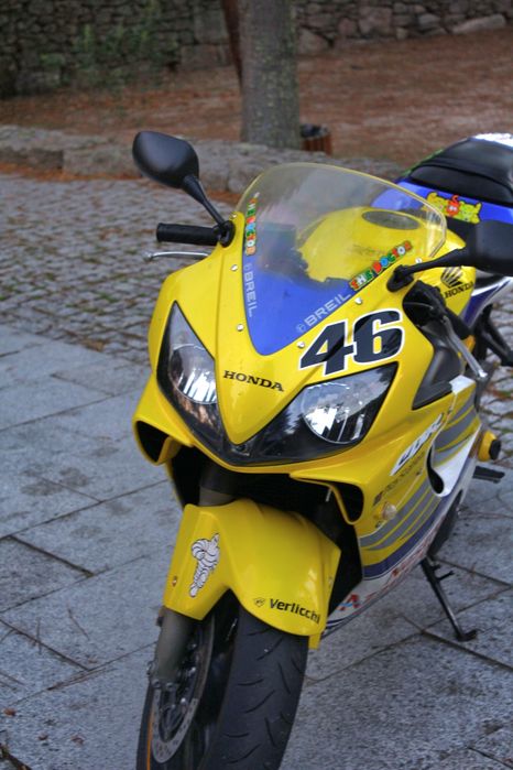 Honda CBR 600 F4i – Edição Especial Valentino Rossi