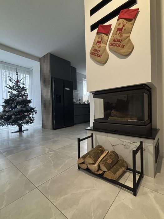 Stojak na drewno kominkowe