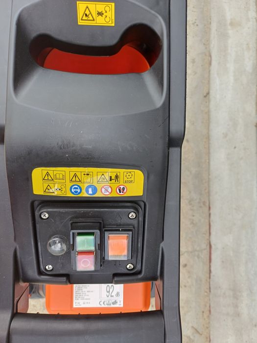 Rozdrabniacz do gałęzi elektryczny